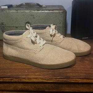 Toms ‘Botas’ Chukka Boot